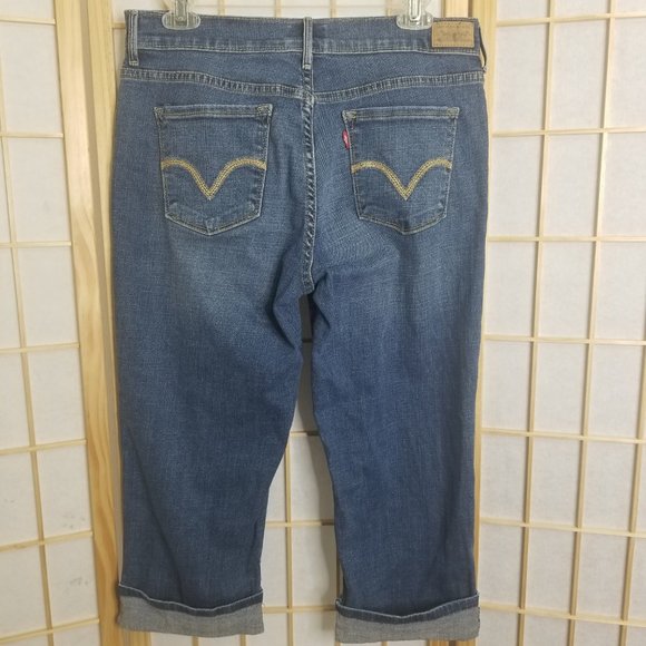 Levi's 515 Capris - Picture 3 of 4